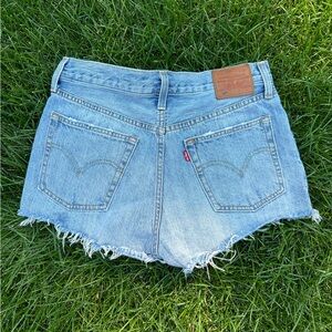 Levi’s 501 Jean Shorts W28